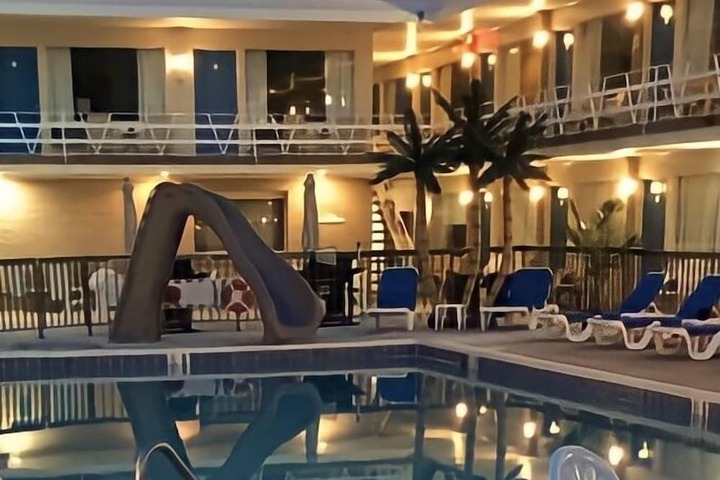 Pool 23 of 45