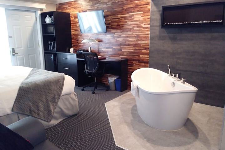 Room 14 of 48