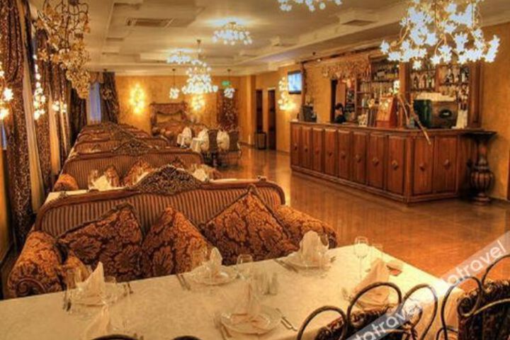 Hotel Interior 9 of 22