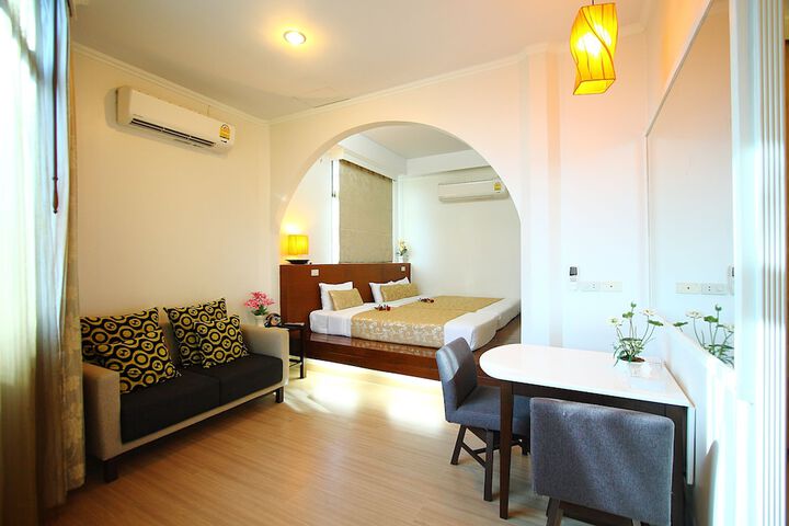 Room 15 of 116