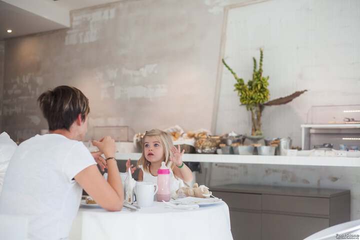 Breakfast/Coffee Service 91 of 123