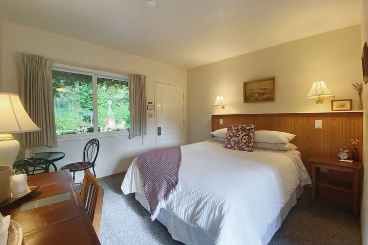 Room 10 of 70