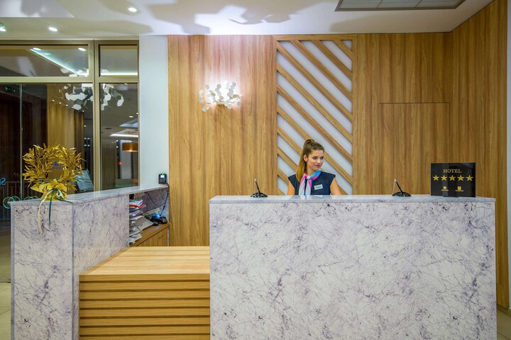 Hotel Interior 173 of 312