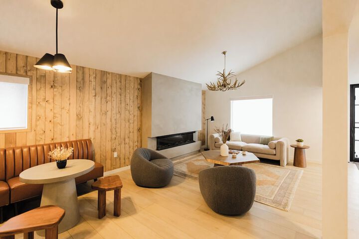 Hotel Interior 28 of 172