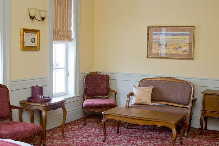 Room 15 of 42