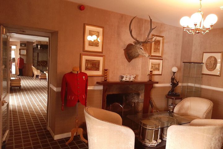 Lounge 40 of 70