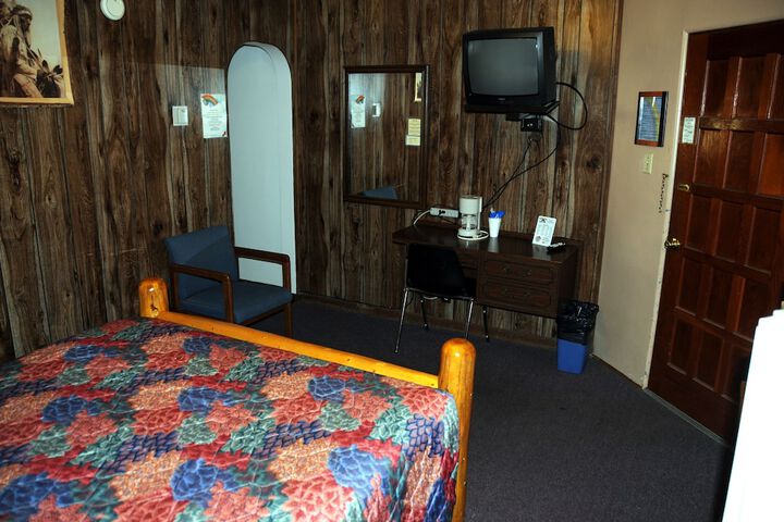 Room 5 of 44