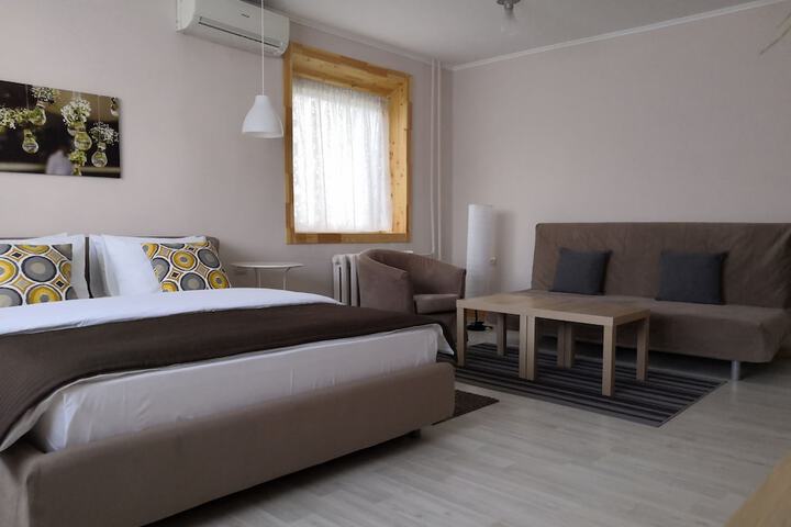 Room 11 of 31