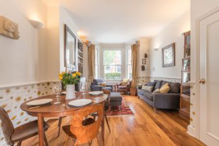 Retro style home in Clapham