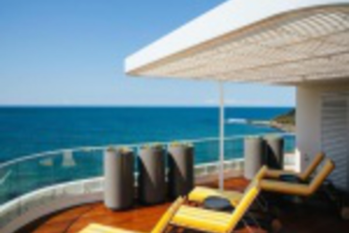 Sundeck 49 of 672