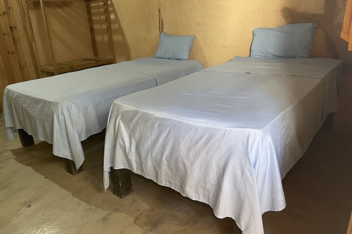 Room 17 of 67
