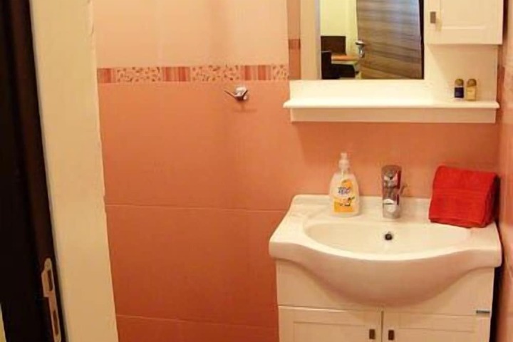 Room 12 of 13
