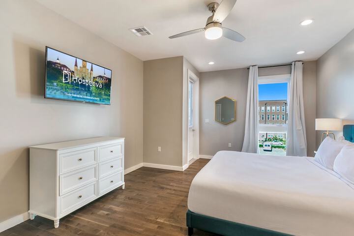 Room 7 of 55