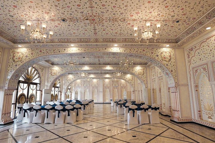 Ballroom/Hall 39 of 56