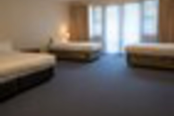 Room 38 of 210