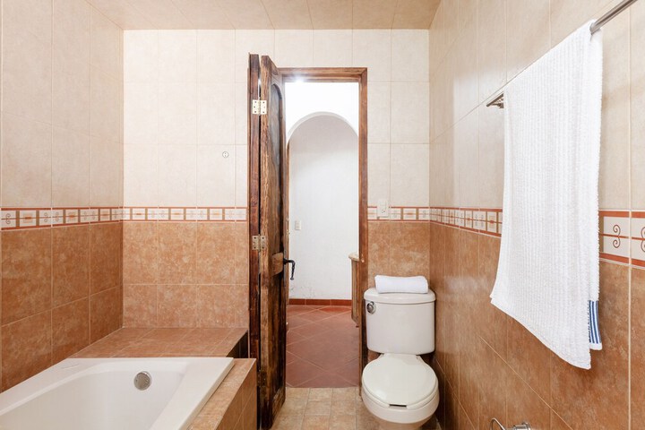 Room 8 of 22