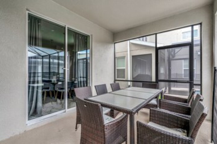 Terrace/Patio 4 of 47