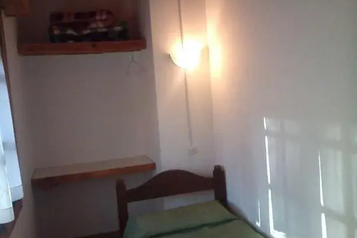 Room 3 of 8