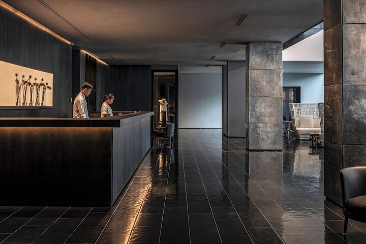 Hotel Lobby