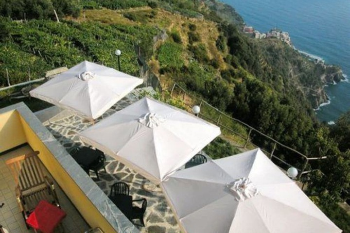 Hotel 18 of 25