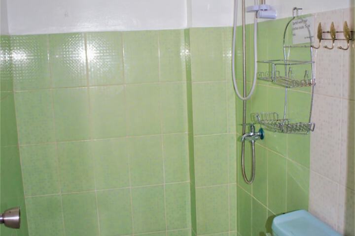 Room 15 of 31