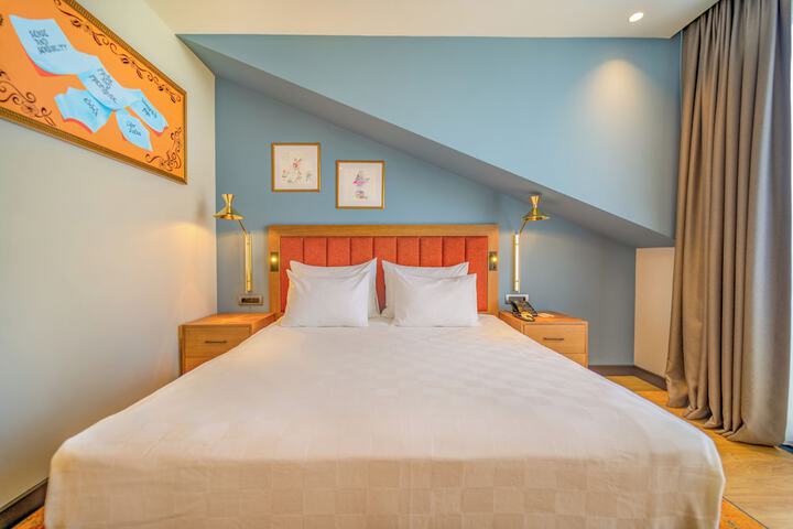 Room 14 of 75