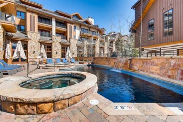 Pool 18 of 21