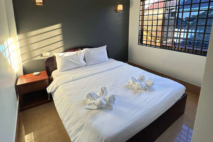 Room 5 of 22