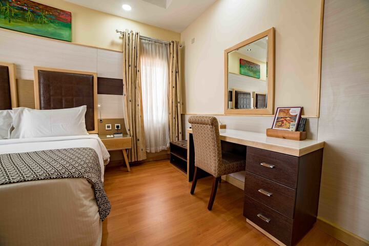 Room 14 of 134