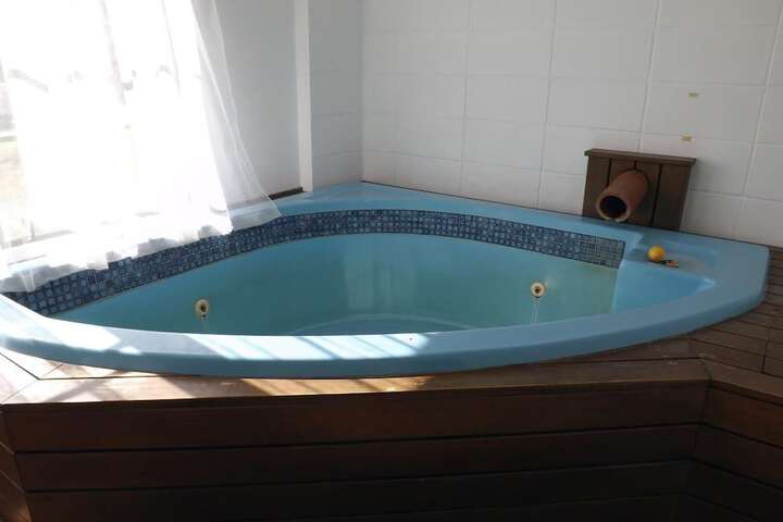 Spa 43 of 48