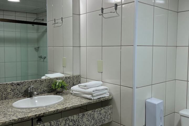 Room 45 of 95