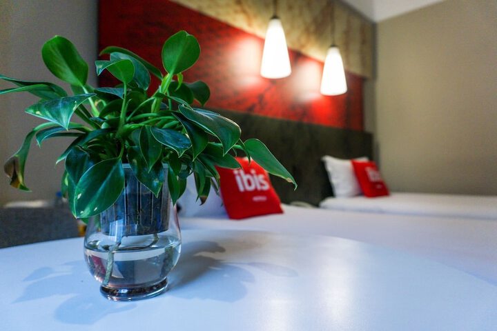 Room 15 of 54