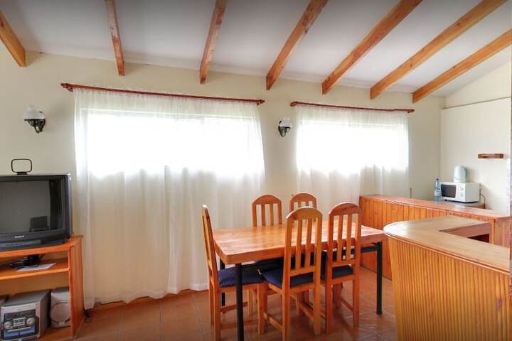 Room 7 of 18