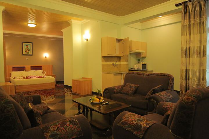 Room 12 of 61