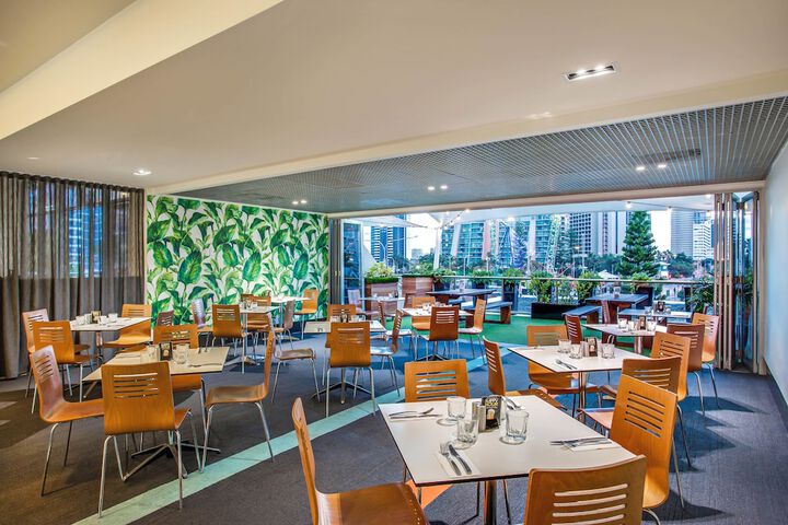 Dining Photos