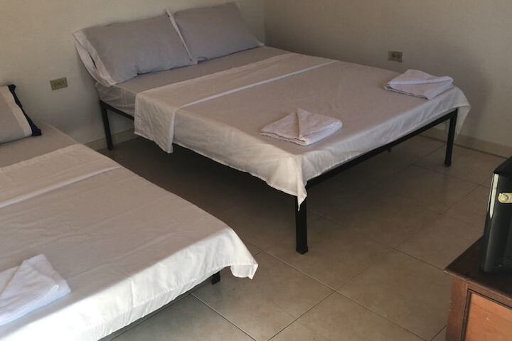 Room 7 of 40