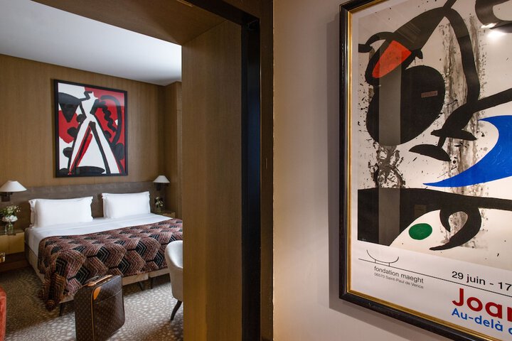 Room 6 of 60