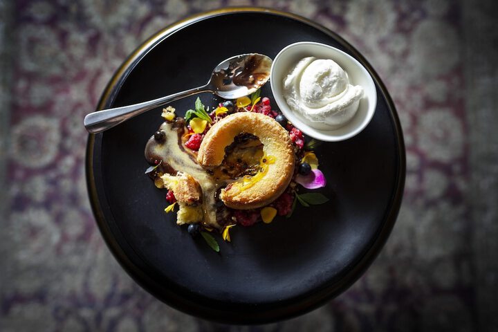 Dining 63 of 122
