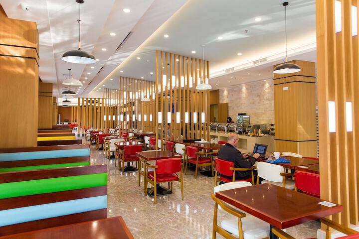 Dining Photos