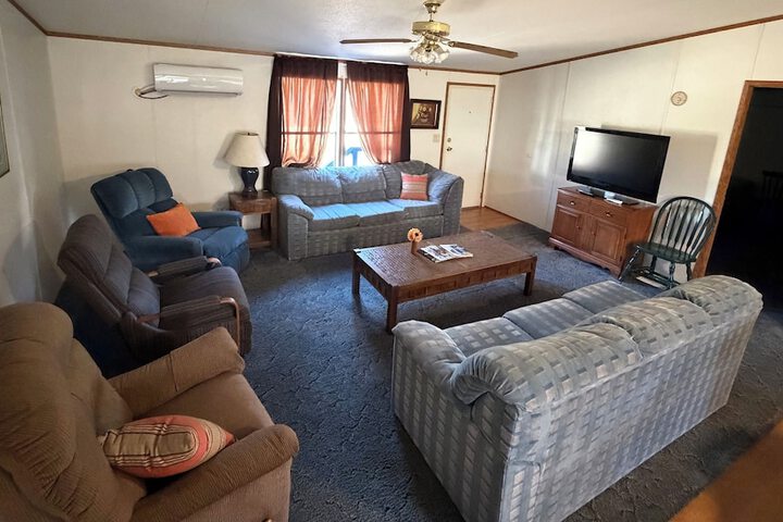 Room 48 of 98
