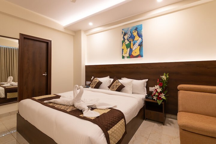 Room 30 of 77