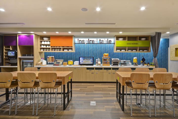 Breakfast buffet