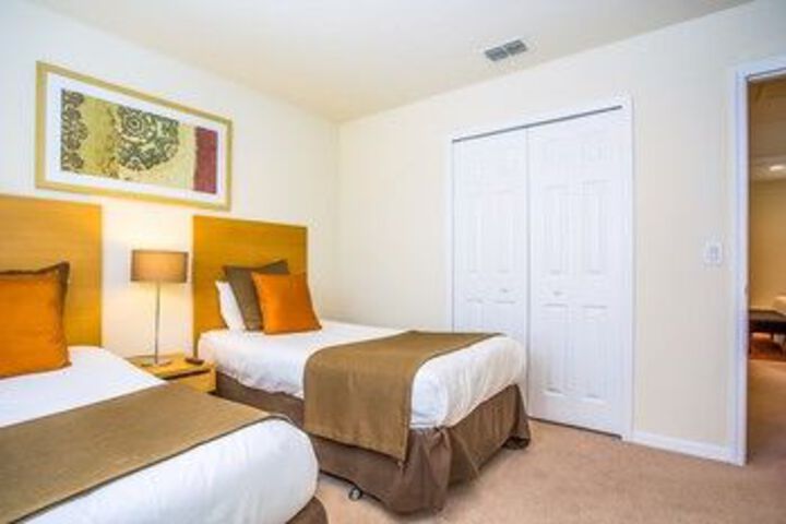 Room 7 of 22