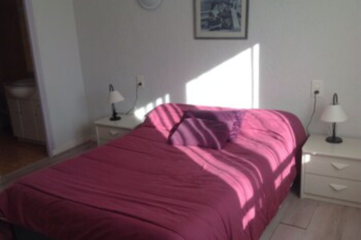 Room 7 of 13