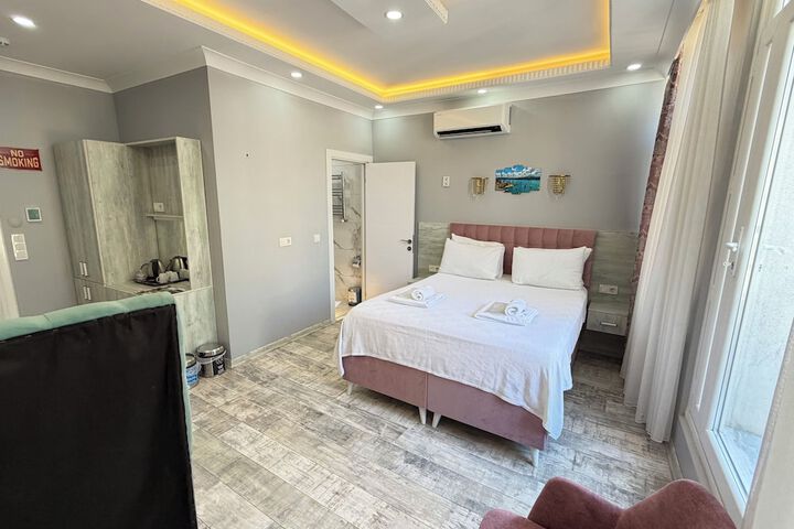Room 44 of 105