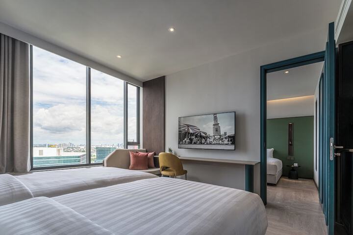 Room 21 of 79