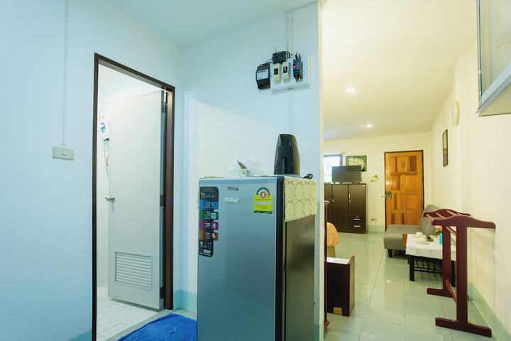 Room 82 of 208