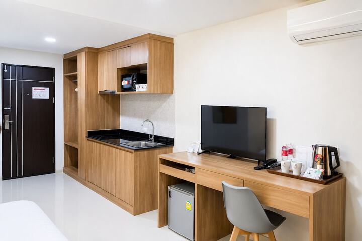 Room 48 of 103