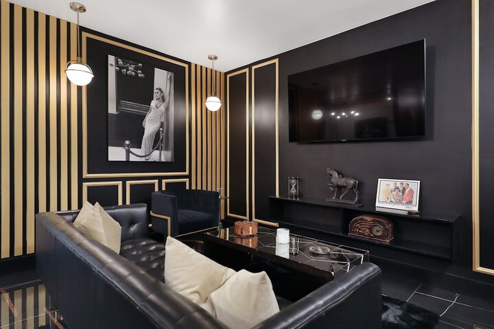 Room 60 of 151