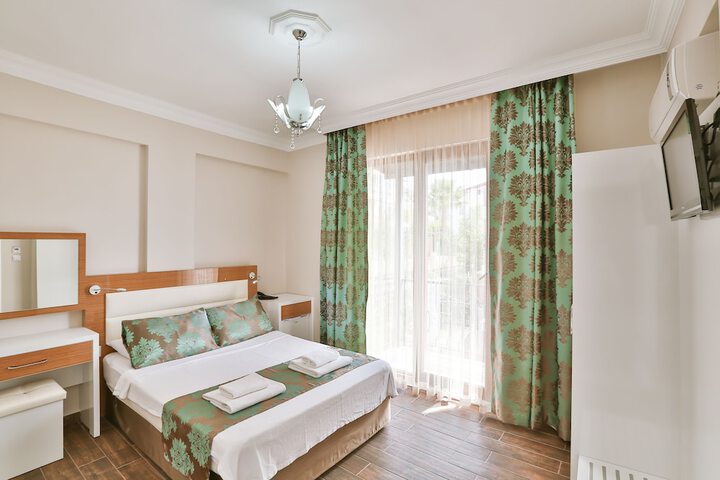 Room 18 of 39